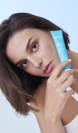 Bannière publicitaire pour NAOS avec image du produit et bouton Acheter maintenant